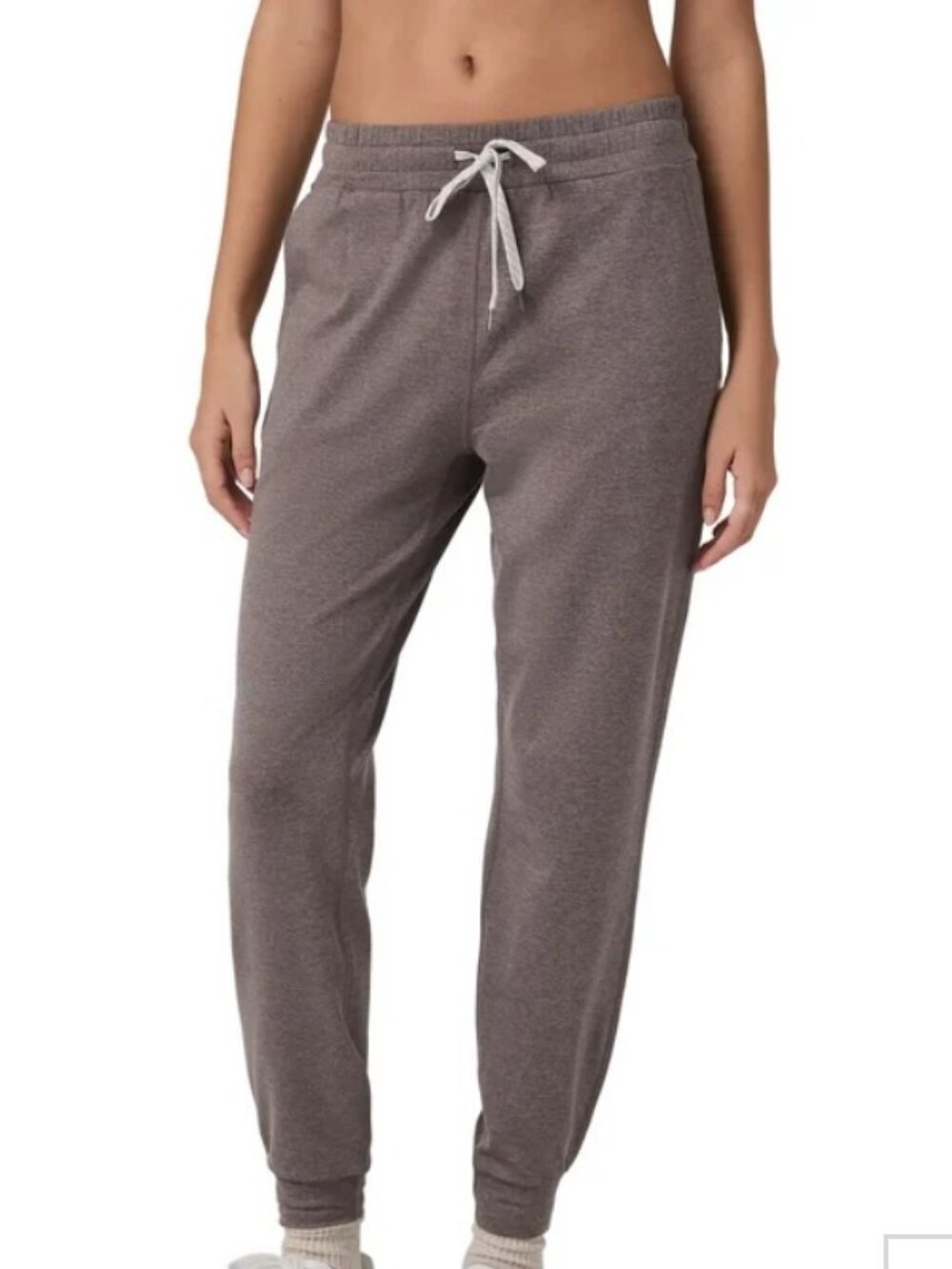 Vuori Women’s Track Joggers in Heather Taupe